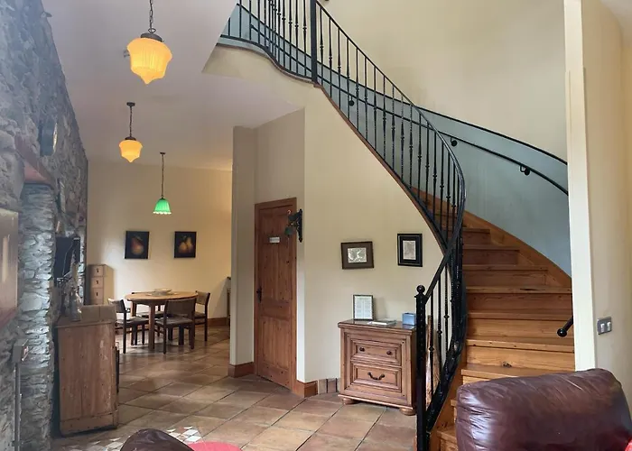 Ferienhaus The Coach House At The Priory *